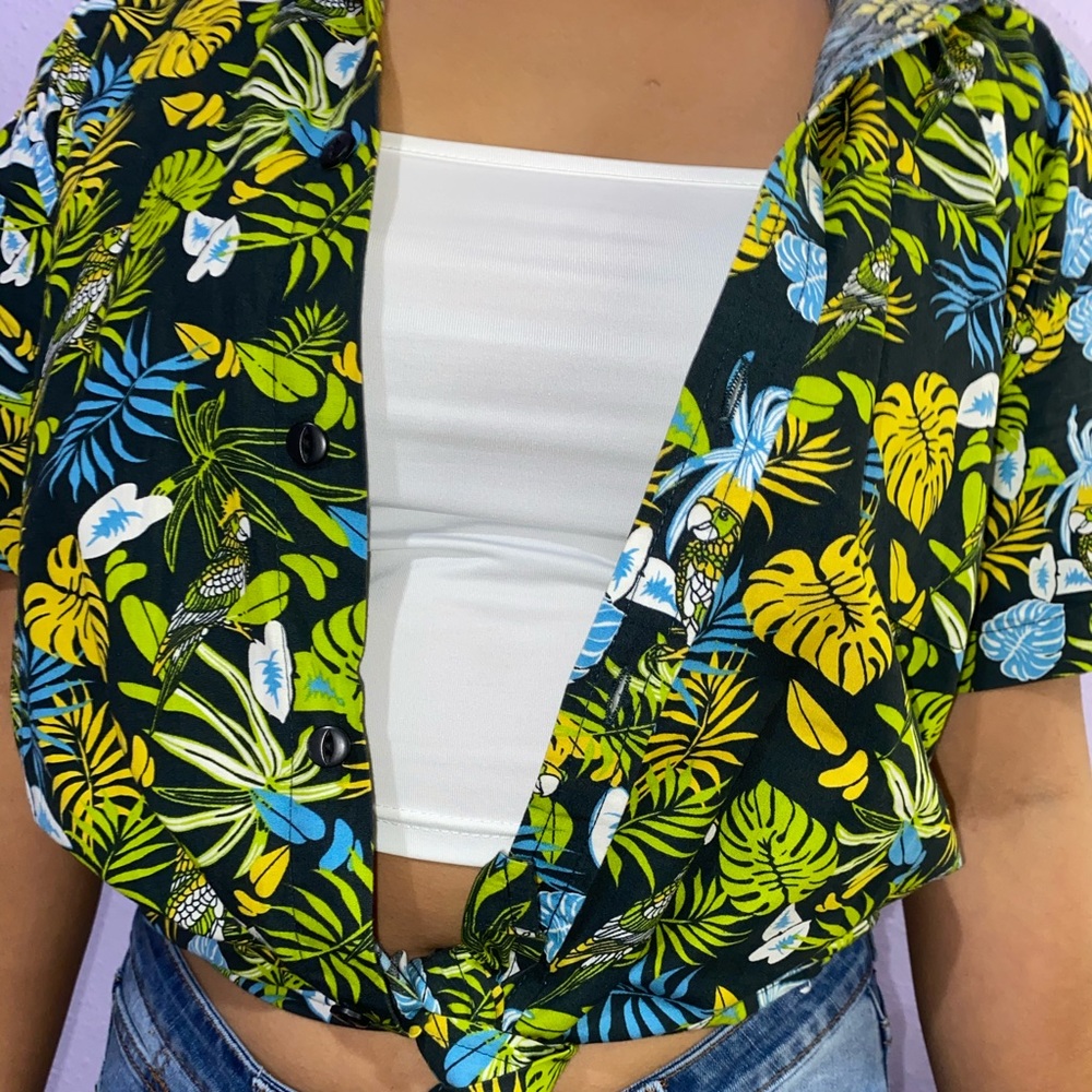 Men’s Hawaiian button down